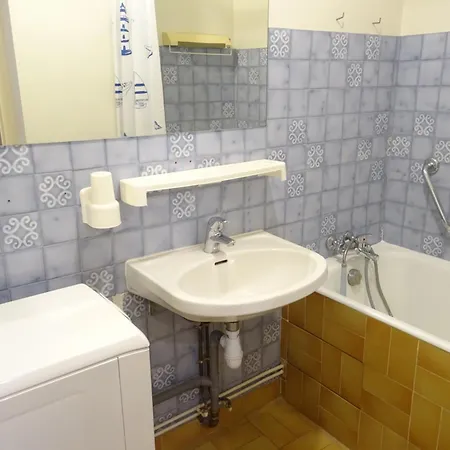 Montcalm C - Coquet Avec Piscine Et Tennis Dans La ! Mae-6854 * エクスレバン